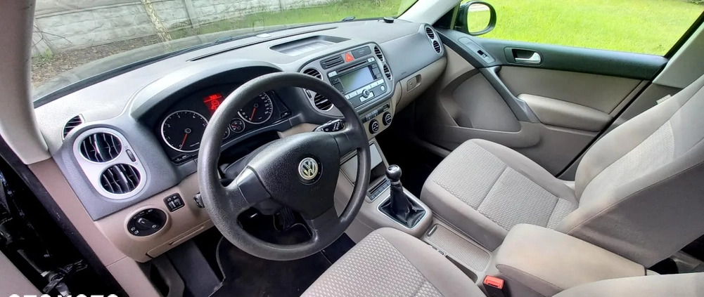 Volkswagen Tiguan cena 29900 przebieg: 194000, rok produkcji 2008 z Uniejów małe 497